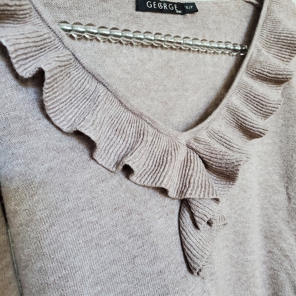 Soft Feel Ruffle Collar Sweater - Picture 3 of 5